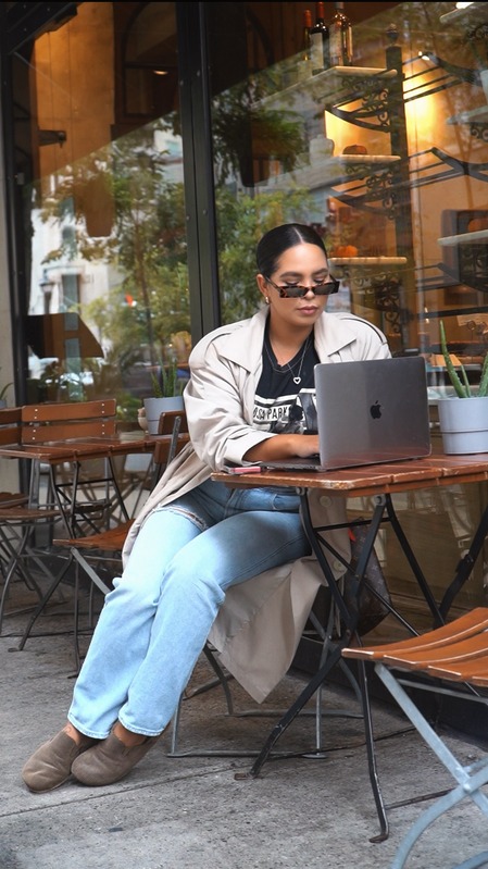 Dariela Torres — fundadora de Vivid Scale, LLC